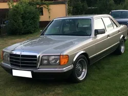 Beige Gebraucht 1985 Mercedes S280 SE Limousine | 17.500 €