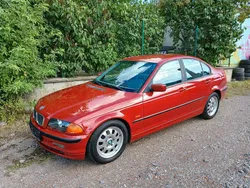 Rot Gebraucht 1999 BMW 316 Limousine | 2.190 €