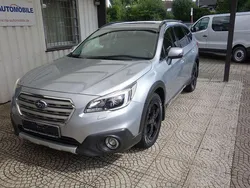 Silber Gebraucht 2015 Subaru Outback Comfort SUV | 10.850 € (Fairer Preis)