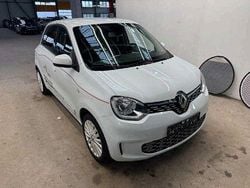 Quartz white Gebraucht 2021 Renault Twingo Vibes Kleinwagen | 9.980 € (Superpreis)