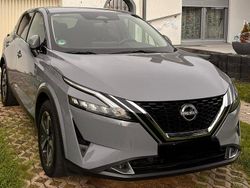 Grau Gebraucht 2022 Nissan Qashqai N-Connecta SUV | 23.500 € (Etwas zu teuer)
