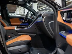 Schwarz / obsidianschwarz Gebraucht 2025 Mercedes GLC200 AMG SUV | 63.990 €