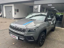 Grau Gebraucht 2022 Jeep Compass Trailhawk SUV | 28.890 € (Etwas zu teuer)