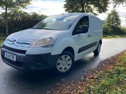 Weiß Gebraucht 2010 Citroën Berlingo Advance Van / Kleinbus | 2.500 € (Fairer Preis)