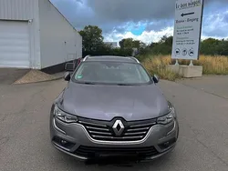 Grau Gebraucht 2018 Renault Talisman Kombi | 8.000 € (Fairer Preis)