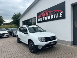 Weiß Gebraucht 2017 Dacia Duster Black Shadow SUV | 8.300 € (Fairer Preis)