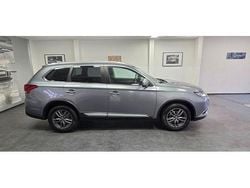 Grau Gebraucht 2018 Mitsubishi Outlander Edition+ SUV | 13.900 € (Superpreis)
