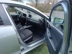 Silber Gebraucht 2014 Mazda 3 Sports-Line Limousine | 11.000 € (Teuer)