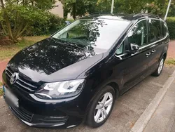 Schwarz Gebraucht 2012 VW Sharan Match Van / Kleinbus | 9.800 € (Fairer Preis)