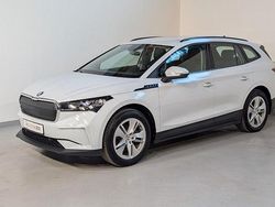 Weiß Gebraucht 2022 Skoda Enyaq iV Loft SUV | 23.999 € (Superpreis)