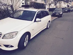Weiß Gebraucht 2008 Mercedes C320 Kombi | 11.500 €