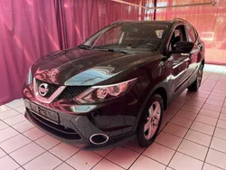 Schwarz Gebraucht 2015 Nissan Qashqai 360º SUV | 11.990 € (Fairer Preis)