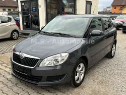 Grau Gebraucht 2011 Skoda Fabia Style Kleinwagen | 7.680 € (Teuer)