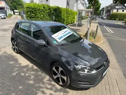 Grau Gebraucht 2015 VW Golf VII Trendline Limousine | 9.290 € (Guter Preis)