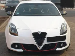Weiß Gebraucht 2017 Alfa Romeo Giulietta Veloce Kleinwagen | 19.500 € (Teuer)