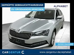 Brillant silber metallic Gebraucht 2022 Skoda Superb Style Kombi | 28.590 € (Guter Preis)