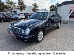 Blau Gebraucht 2000 Mercedes E270 Elegance Limousine | 6.999 € (Fairer Preis)