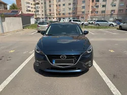 Blau Gebraucht 2016 Mazda 3 Exclusive-Line Limousine | 10.200 € (Etwas zu teuer)
