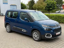 Blau Gebraucht 2020 Citroën Berlingo Live Van / Kleinbus | 14.990 € (Fairer Preis)