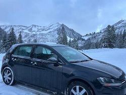 Schwarz Gebraucht 2015 VW Golf VII Highline Limousine | 11.100 € (Fairer Preis)