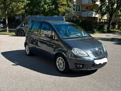 Schwarz Gebraucht 2008 Lancia Musa Van / Kleinbus | 2.499 €