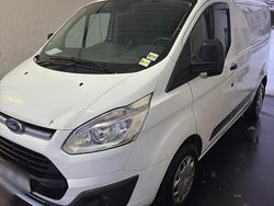 Weiß Gebraucht 2016 Ford Transit Custom Van / Kleinbus | 9.000 €