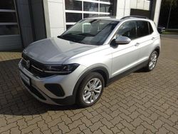 Reflexsilber Gebraucht 2024 VW T-Cross Life SUV | 25.490 € (Fairer Preis)