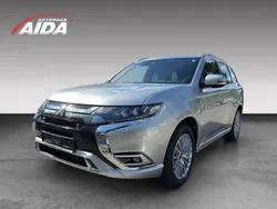 Sterlingsilber Gebraucht 2020 Mitsubishi Outlander Top SUV | 26.950 € (Fairer Preis)