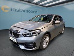 Grau Gebraucht 2023 BMW 118 Sport Line Kleinwagen | 31.349 € (Teuer)