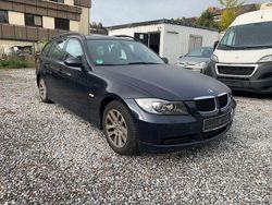 Blau Gebraucht 2005 BMW 320 Sport Line Kombi | 2.750 € (Superpreis)
