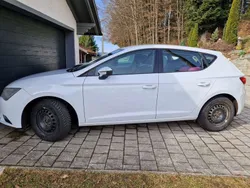 Weiß Gebraucht 2012 Seat Leon Style Kleinwagen | 7.000 € (Fairer Preis)