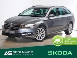 Graphitegrau metallic Gebraucht 2022 Skoda Superb Ambition Kombi | 24.900 € (Fairer Preis)