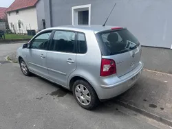 Grau Gebraucht 2003 VW Polo Kleinwagen | 600 € (Guter Preis)