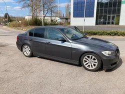 Grau Gebraucht 2006 BMW 318 Limousine | 2.600 €
