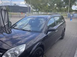 Schwarz Gebraucht 2007 Opel Vectra Kombi | 2.500 € (Fairer Preis)