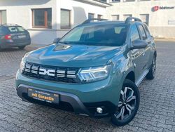 Grün Gebraucht 2023 Dacia Duster Journey SUV | 21.890 € (Fairer Preis)