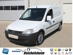 Weiß Gebraucht 2011 Opel Combo Van / Kleinbus | 4.799 € (Teuer)