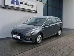 Dark knight Gebraucht 2022 Hyundai i30 Select Kombi | 18.990 € (Fairer Preis)