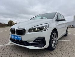 Weiß Gebraucht 2019 BMW 220 Gran Tourer Van / Kleinbus | 15.950 € (Fairer Preis)