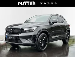 Schwarz Neu 2025 Volvo XC40 Plus SUV | 44.990 € (Teuer)