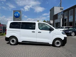 Weiß Gebraucht 2022 Opel Vivaro Van | 25.999 € (Teuer)