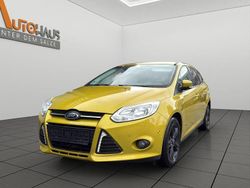 Gelb Gebraucht 2011 Ford Focus Titanium Kombi | 5.590 € (Fairer Preis)