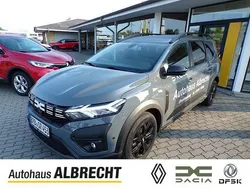 Grau Gebraucht 2023 Dacia Jogger Extreme Van / Kleinbus | 22.599 € (Etwas zu teuer)