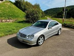 Silber Gebraucht 2003 Mercedes CLK240 Coupé | 9.490 € (Etwas zu teuer)