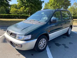 Grün Gebraucht 1997 Mitsubishi Space Runner Van / Kleinbus | 1.000 €