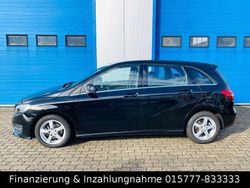 Schwarz Gebraucht 2017 Mercedes B200 Van / Kleinbus | 17.500 € (Fairer Preis)