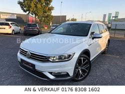 Weiß Gebraucht 2017 VW Passat Alltrack Kombi | 10.990 €