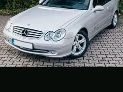 Silber Gebraucht 2002 Mercedes CLK200 Coupé | 8.700 €