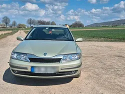 Grün Gebraucht 2002 Renault Laguna II Kombi | 650 € (Guter Preis)