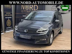 Grau Gebraucht 2022 VW Touran Comfortline Van / Kleinbus | 26.490 € (Fairer Preis)